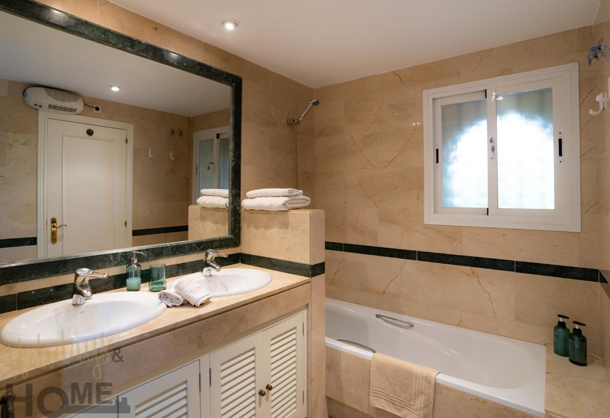 Hacienda Playa Elviria 300 M Playa,Jardin , 2 Hab ,Marbella Apartment Ngoại thất bức ảnh
